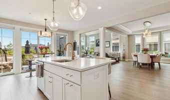 821 GREENWICH Dr, Ambler, PA 19002