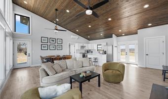 232 Hcr 2302, Abbott, TX 76621