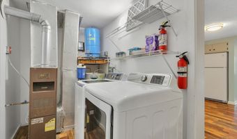 68 Old Oak Trl, Coventry, CT 06238