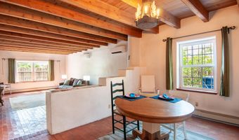 929 AVENIDA ESTRELLITA NE, Albuquerque, NM 87110