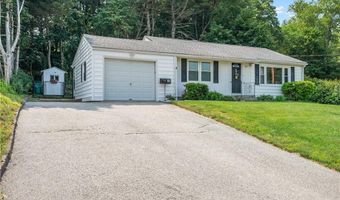 18 Oak Hill Ave, North Smithfield, RI 02896