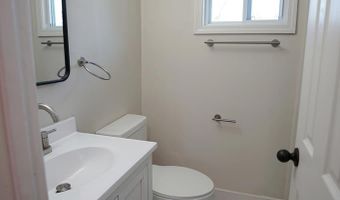 317 Cambridge St, Abbeville, SC 29620