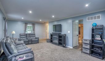 103 S FAIRFIELD Dr, Dover, DE 19901