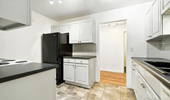 600 Manhattan Dr B7, Boulder, CO 80303