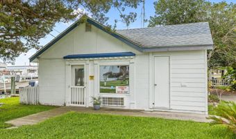 319 Old Causeway Rd, Atlantic Beach, NC 28512