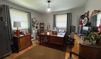 221 1st E St, Bottineau, ND 58318