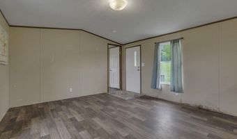7925 Hunter Rd SW, Amanda, OH 43102