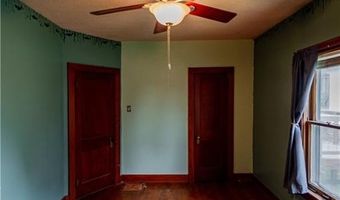 1134 Atchison St, Atchison, KS 66002