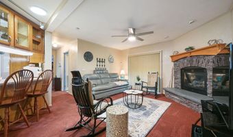 518 WEAVER Dr 518, Dover, DE 19901