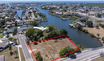 601 FLAMINGO Dr, Apollo Beach, FL 33572