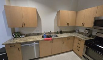 917 S New Hampshire Ave 301, Los Angeles, CA 90006