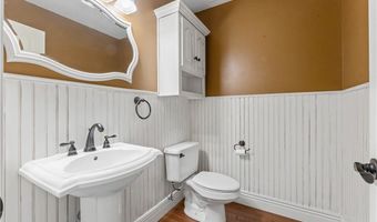 504 Old Forge Dr, Bentonville, AR 72712