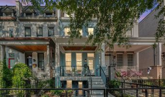 922 8TH St NE, Washington, DC 20002