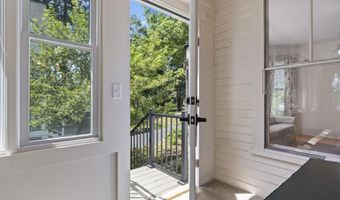 999 High St, Bath, ME 04530