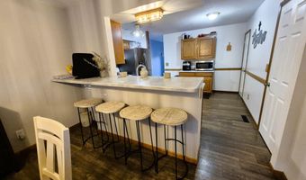 2414 Lynch Ave, Auburn, NE 68305