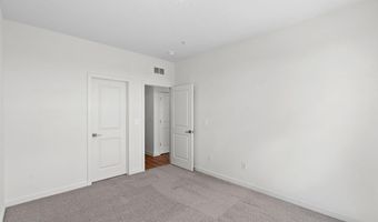 43841 VENETIAN Sq, Ashburn, VA 20147
