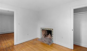 57 Farewell St, Newport, RI 02840