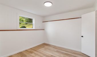 21 Moonlight Dr, Barre, VT 05641
