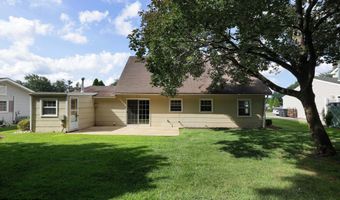 30 Oxford Ln, Aberdeen, NJ 07747