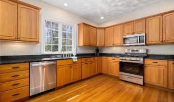 294 Sylvan Ct, North Kingstown, RI 02874