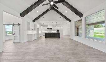808 Dog Wood Rd, Weatherford, TX 76085
