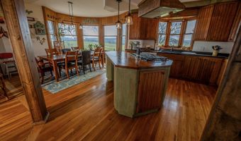 24352 State Highway Ee, Aurora, MO 65605