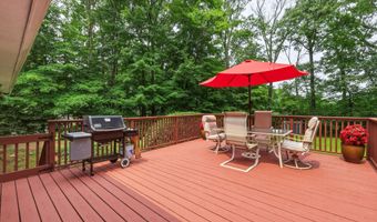 30 Grant Hill Rd, Bloomfield, CT 06002