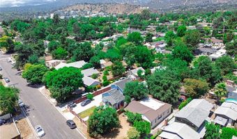 585 Mountain View St, Altadena, CA 91001