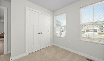 122 Eagle Cir, Amherst, OH 44001