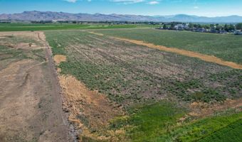 19561 Queens Crown Rd, Carey, ID 83320