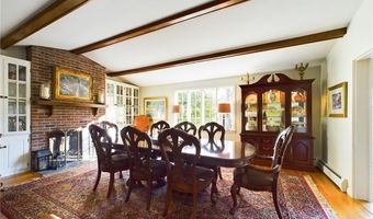 2 Signal Ridge Way, East Greenwich, RI 02818