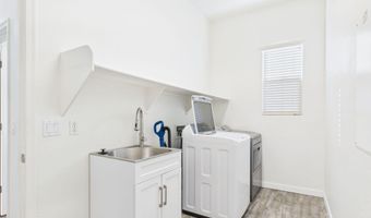 6915 S SAPPHIRE Way, Chandler, AZ 85249