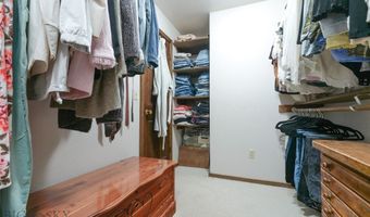8472 Wagon Boss Rd, Bozeman, MT 59715
