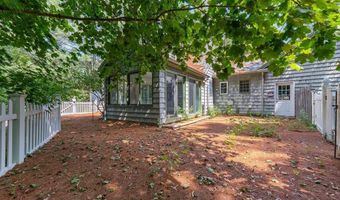 60 Boulder Dr, Auburn, ME 04210