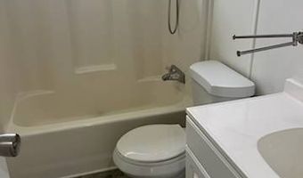 202 Montauk Ct, Auburndale, FL 33823