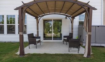 14 Shady Oaks Rd, Angier, NC 27501