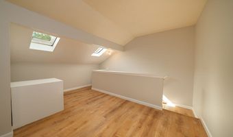 81 Main St 20B, Branford, CT 06405