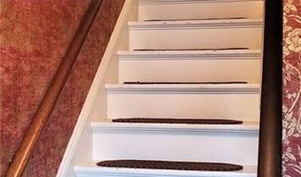 15 Lincoln Ave, Coventry, RI 02816