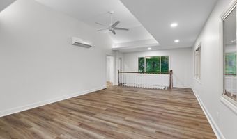 3320 Hazelwood Ct, Baneberry, TN 37890