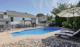 108 Bonnie Dr, Middletown, NJ 07748