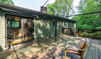 154 Spring Valley Dr, East Greenwich, RI 02818