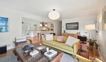 4535 Crestmont Dr, Charlotte, NC 28205