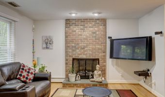 11 Lexington Rd, Avon, CT 06001