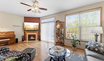6738 158th St W, Apple Valley, MN 55124