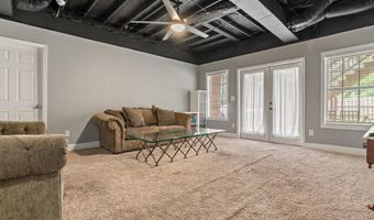100 LANE PARK Dr, Alabaster, AL 35114