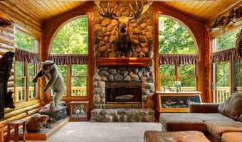 9774 68th Ave, Allendale, MI 49401