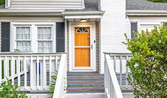 4257 Acorn St, Charlotte, NC 28205