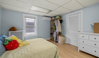 49 Arnold St, East Providence, RI 02915
