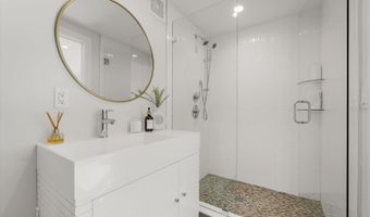 811 N SHORE Dr, Anna Maria, FL 34216