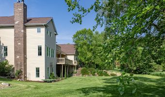 660 Birch Hollow Dr, Antioch, IL 60002